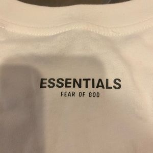Essentials fear of god T-shirt
